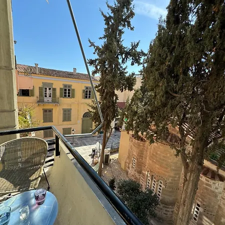 Plaka K15 דירה
