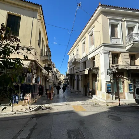 Plaka K15 אתונה